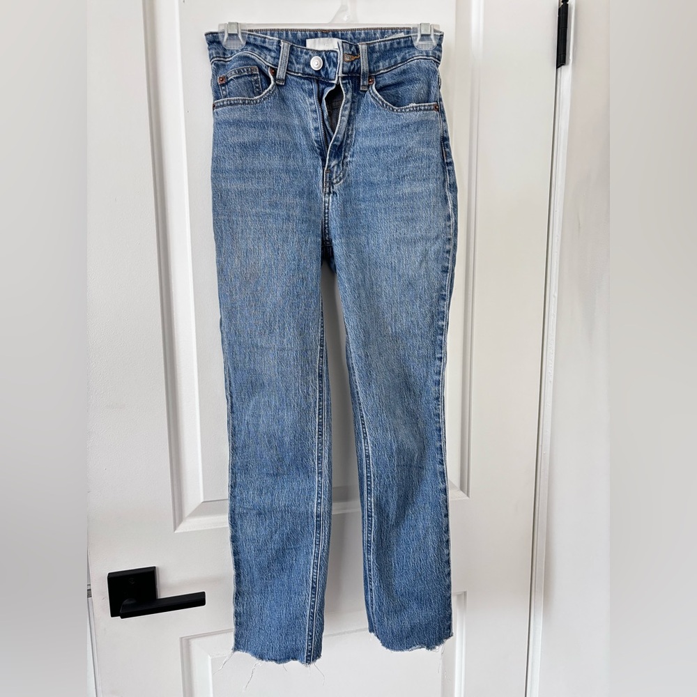 H&M size 0 Slim Straight jeans